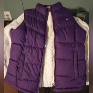 Sweater with vest included